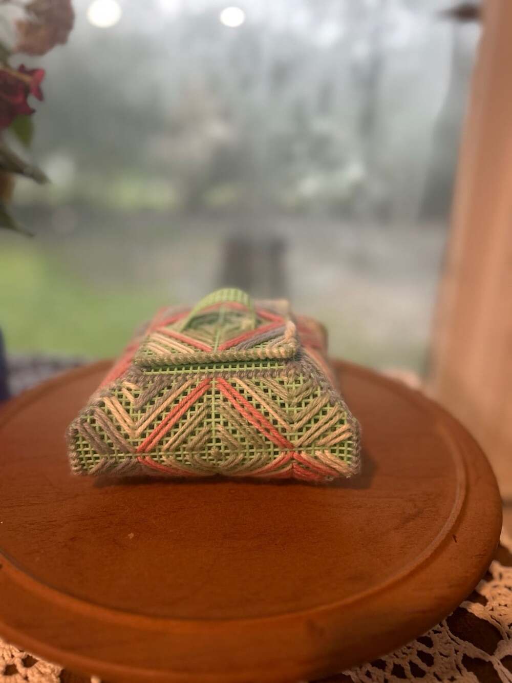 Handmade Plastic Canvas Needlepoint Pastel Yarn Tissue Box Cover with Lid